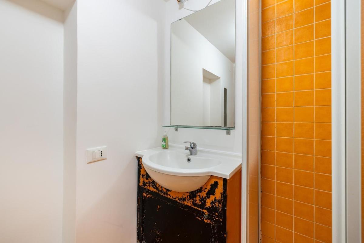The Artistic Retreat Apartment *